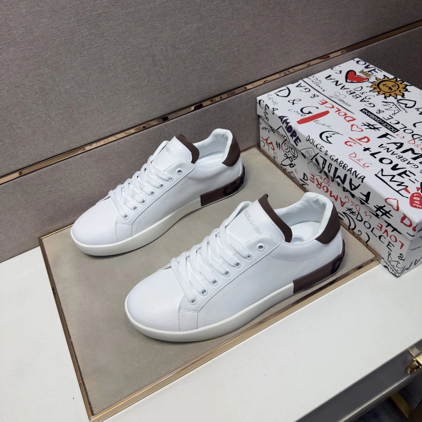 Dolce & Gabbana Sneakers Low-top chunky lace-up — 11-4