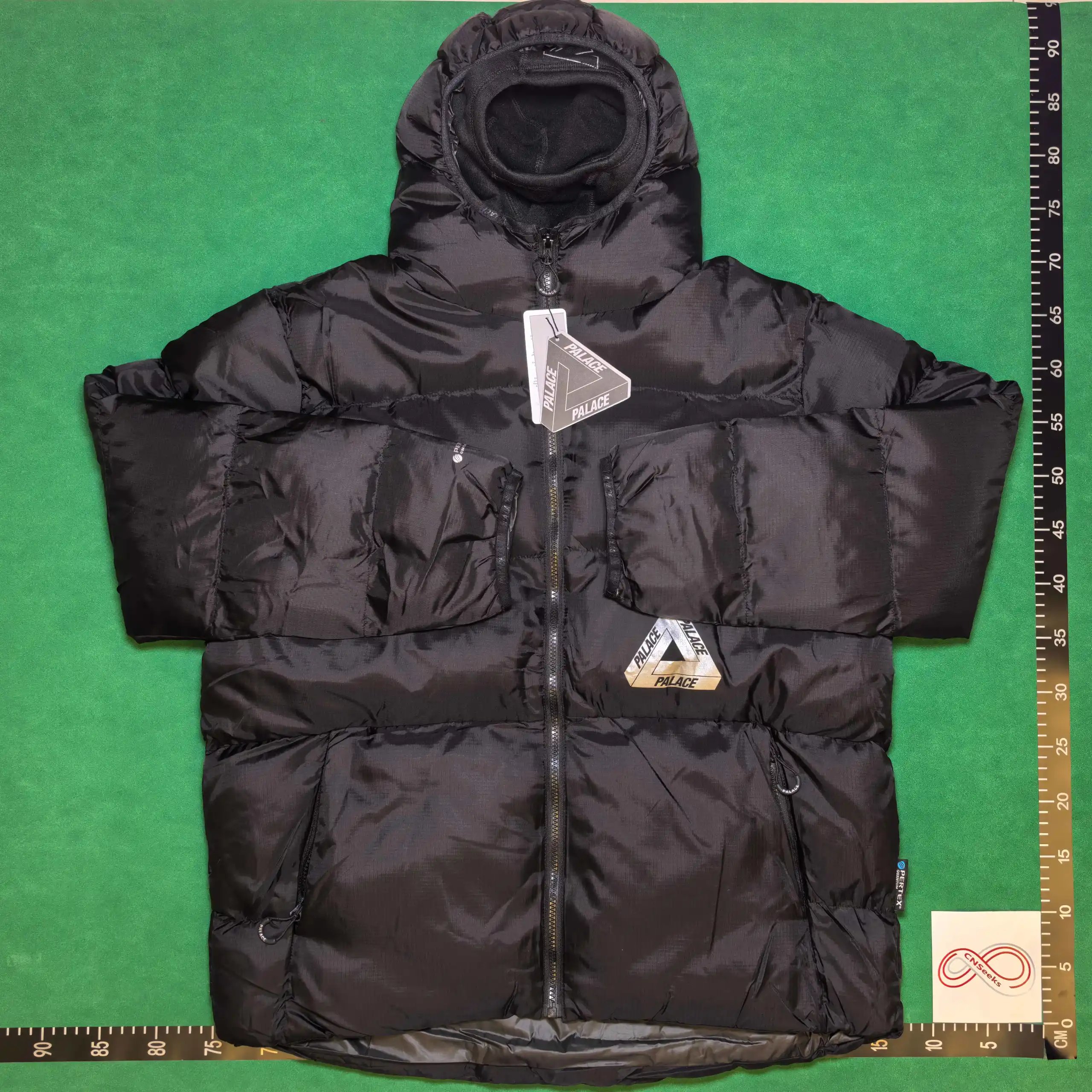 Palace Down Jackets Pertex Quantum Puffer image 5