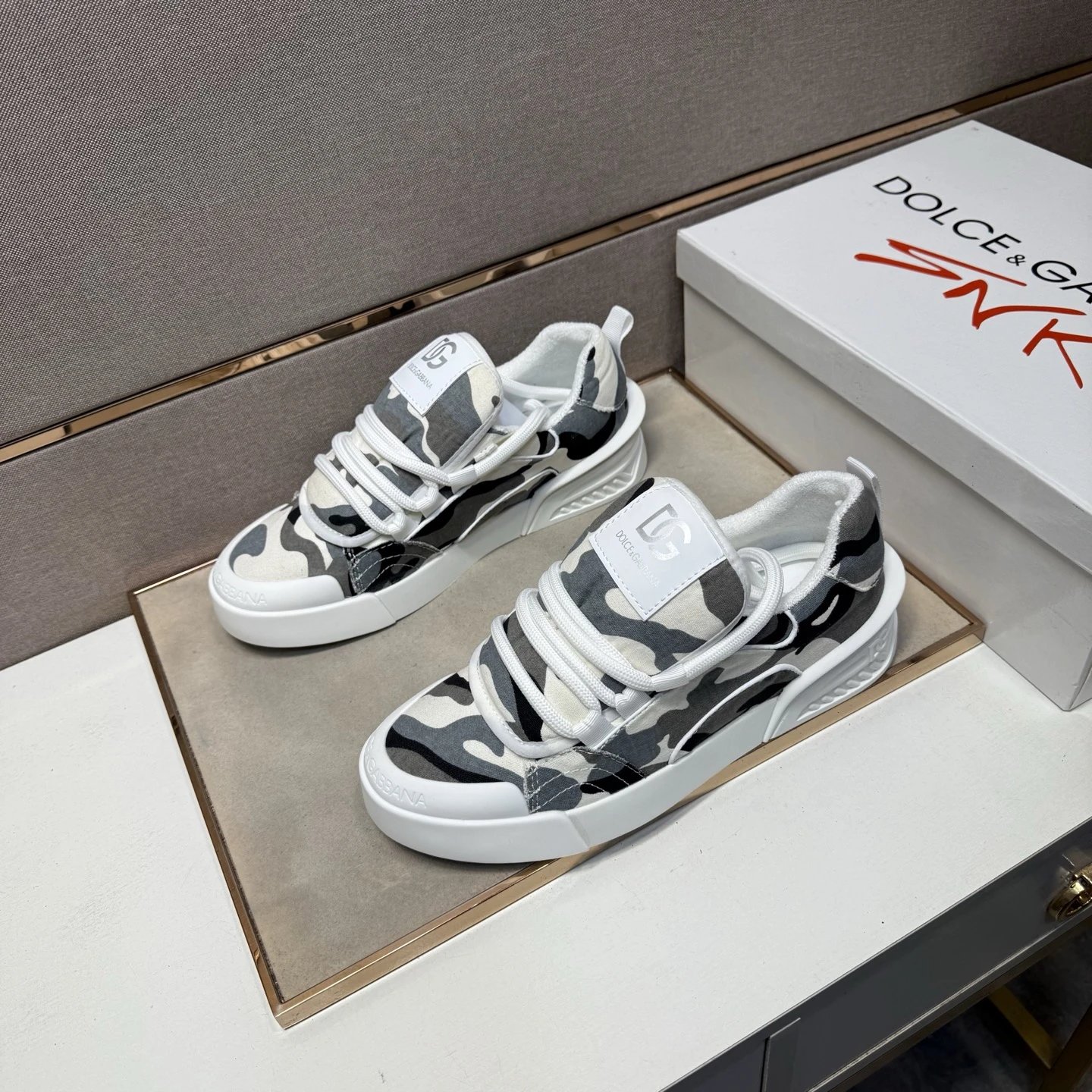 Dolce & Gabbana Sneakers Low-top chunky lace-up — 1-1
