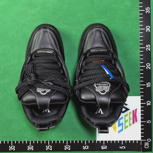 Louis Vuitton Sneakers Chunky low-top monogram mesh product detail image 17