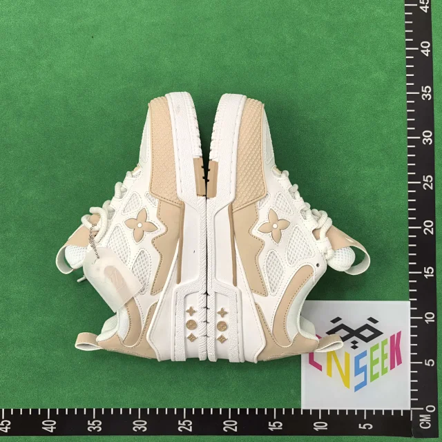 Louis Vuitton Sneakers Chunky low-top monogram mesh product detail image 40