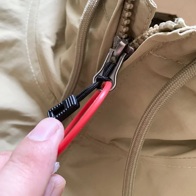Patagonia Jackets Reversible hooded fleece-lined padded jacket product detail image 22