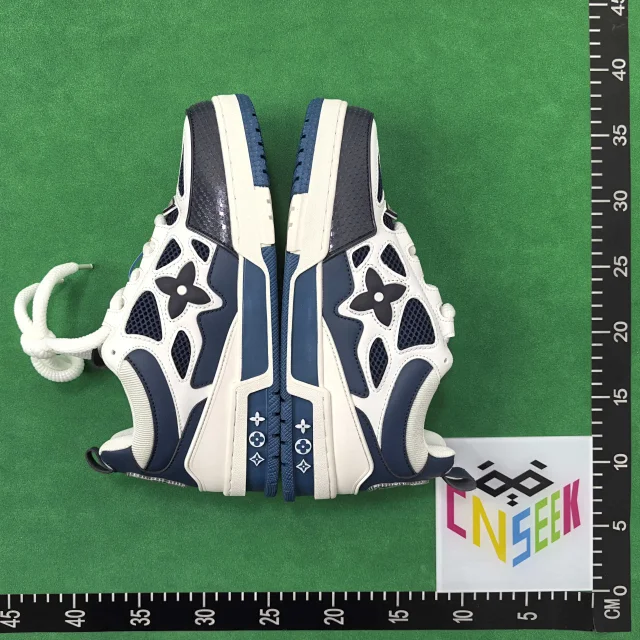 Louis Vuitton Sneakers Chunky low-top monogram mesh product detail image 37