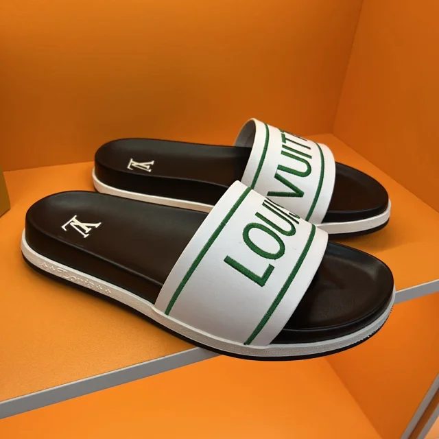 Louis Vuitton Slippers Monogram Slide product detail image 19