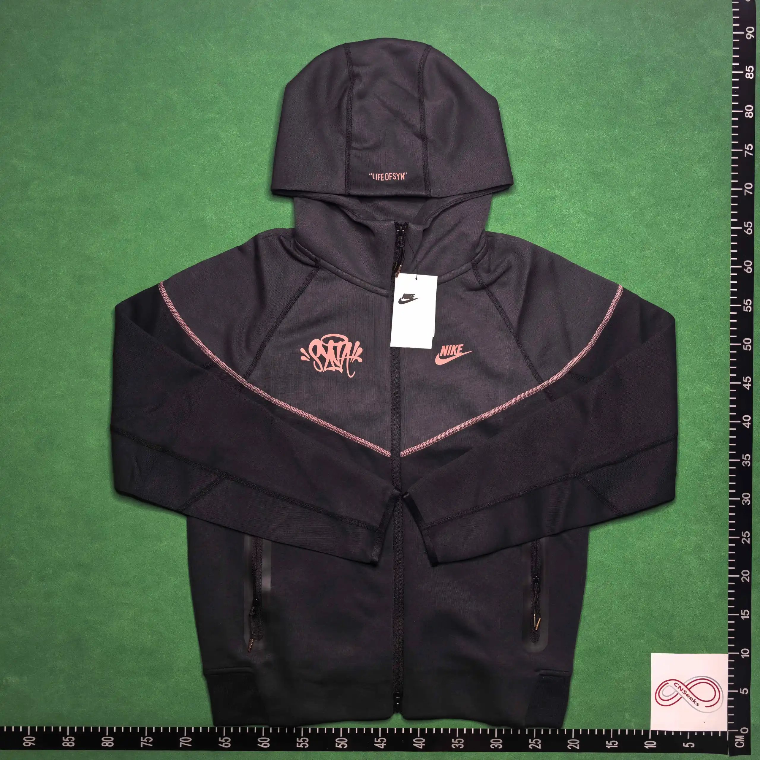 Nike Jackets Hooded Full-Zip Jacket with Reflective Trim image 7