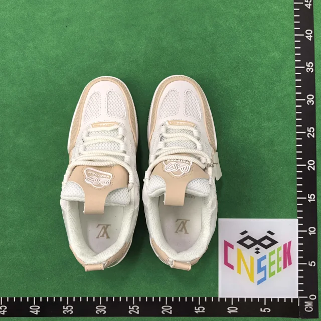 Louis Vuitton Sneakers Chunky low-top monogram mesh product detail image 42