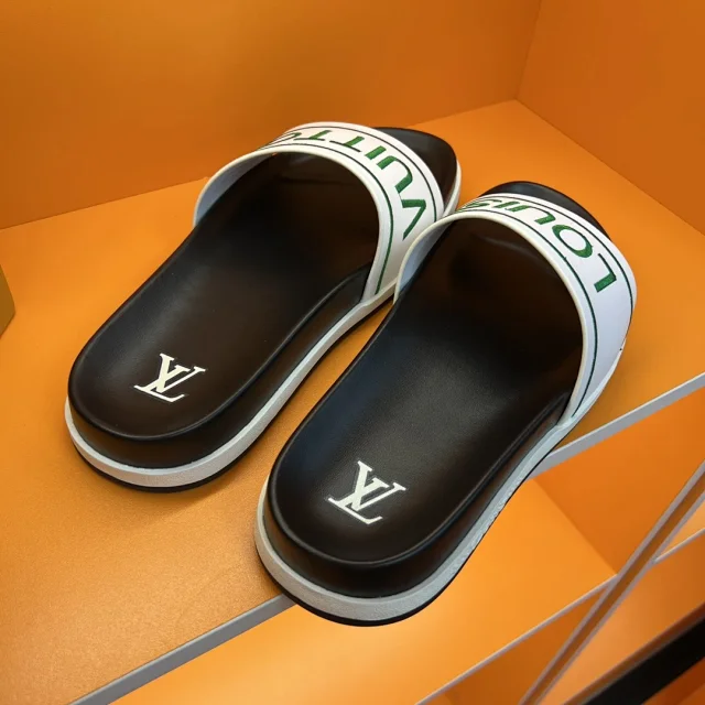 Louis Vuitton Slippers Monogram Slide product detail image 20