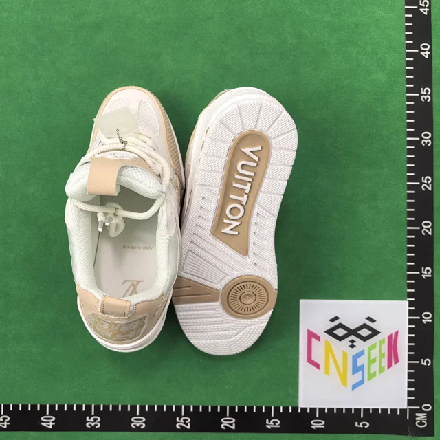 Louis Vuitton Sneakers Chunky low-top monogram mesh product detail image 43