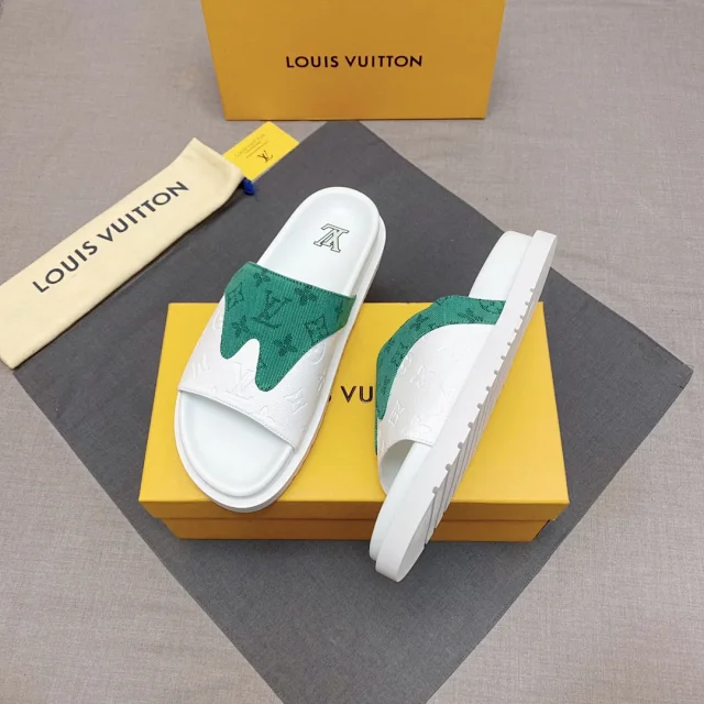 Louis Vuitton Slippers Monogram Slide product detail image 21
