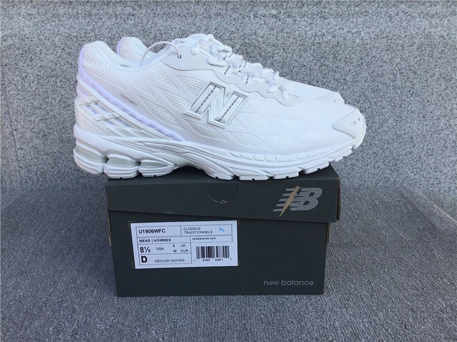 New Balance 1906 Sneaker