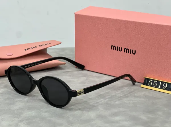 Miu Miu Round Frame Sunglasses Black - 1