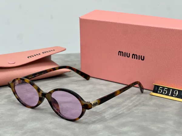 Miu Miu Round Frame Sunglasses Black - 5