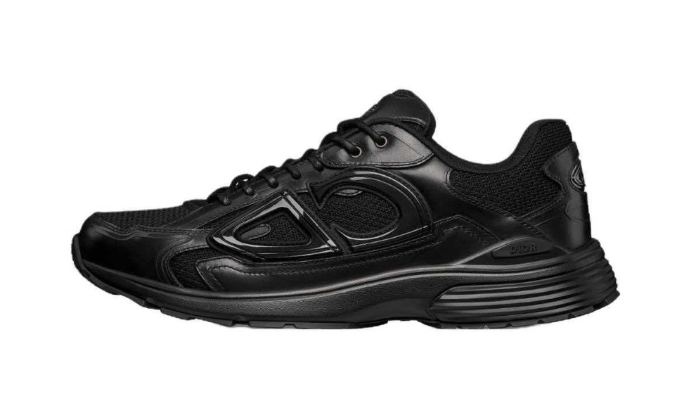 Black D32-900