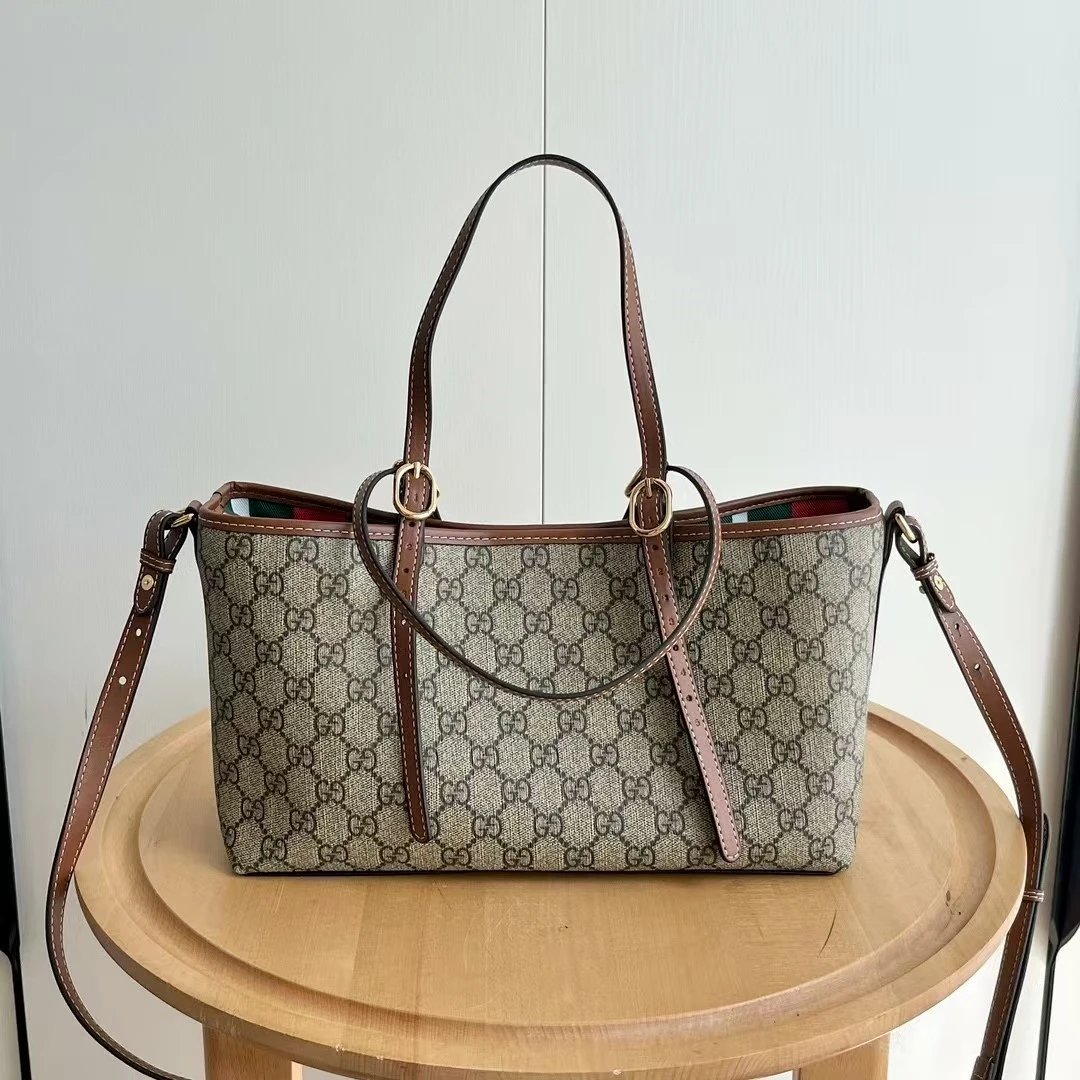 GC Shoulder Bag WhatsApp: +85269371955