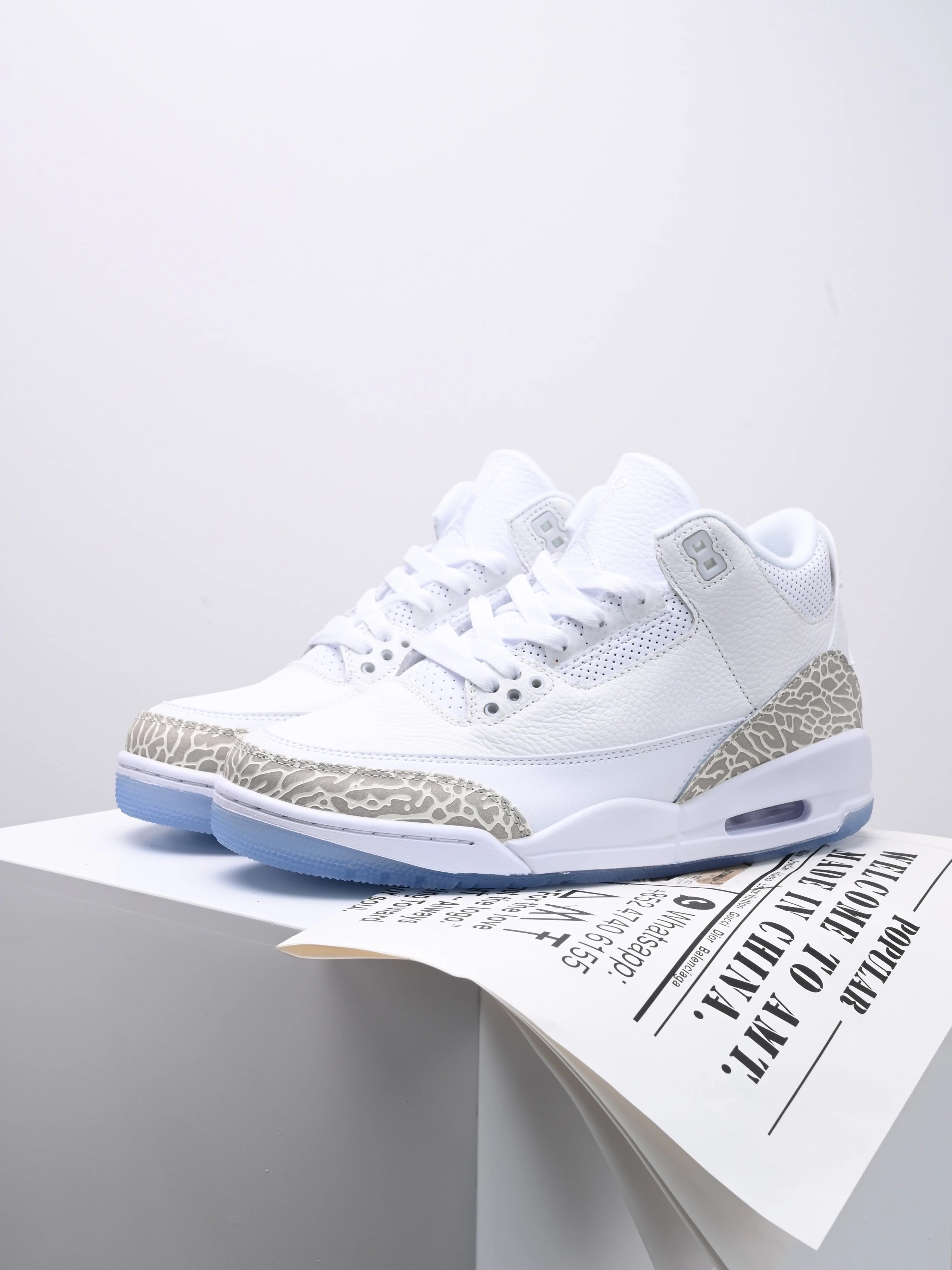 Retro 'Pure White' 2018  /136064-111