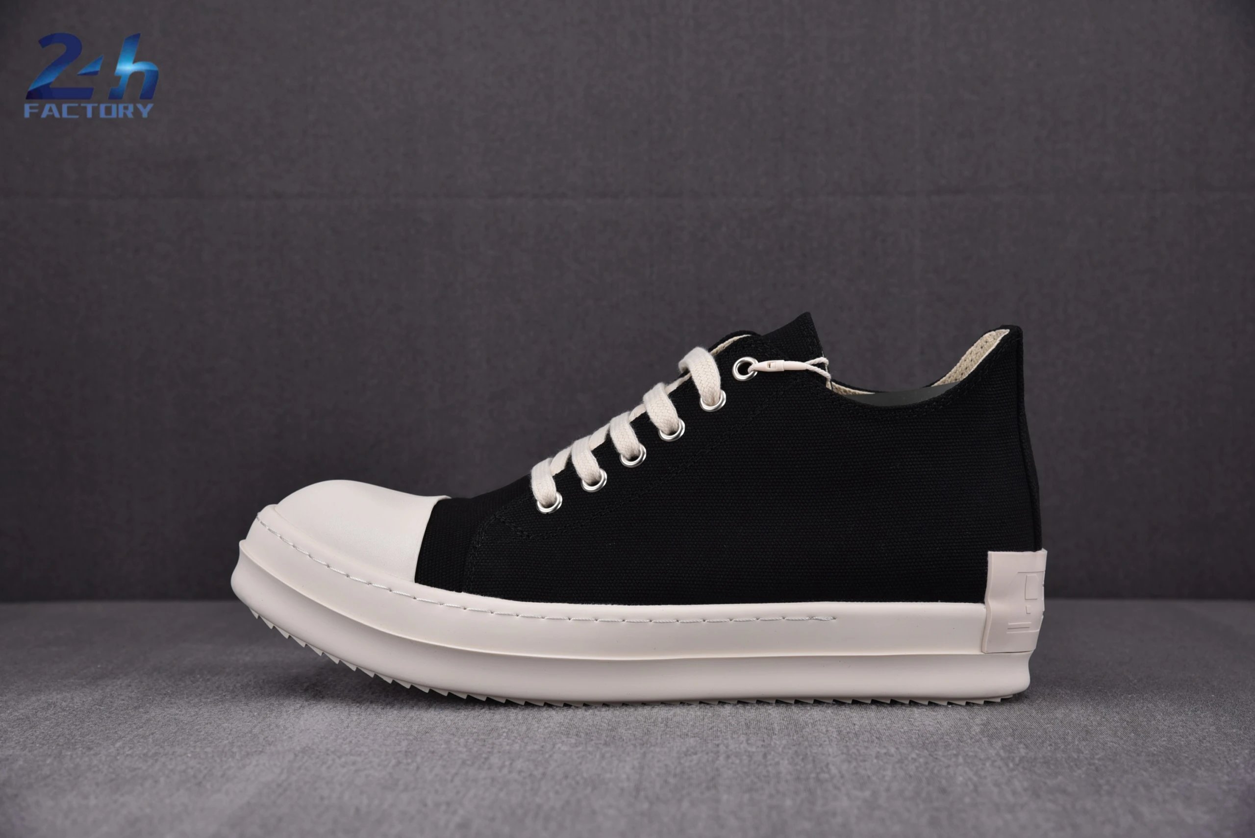 DRKSHDW Black