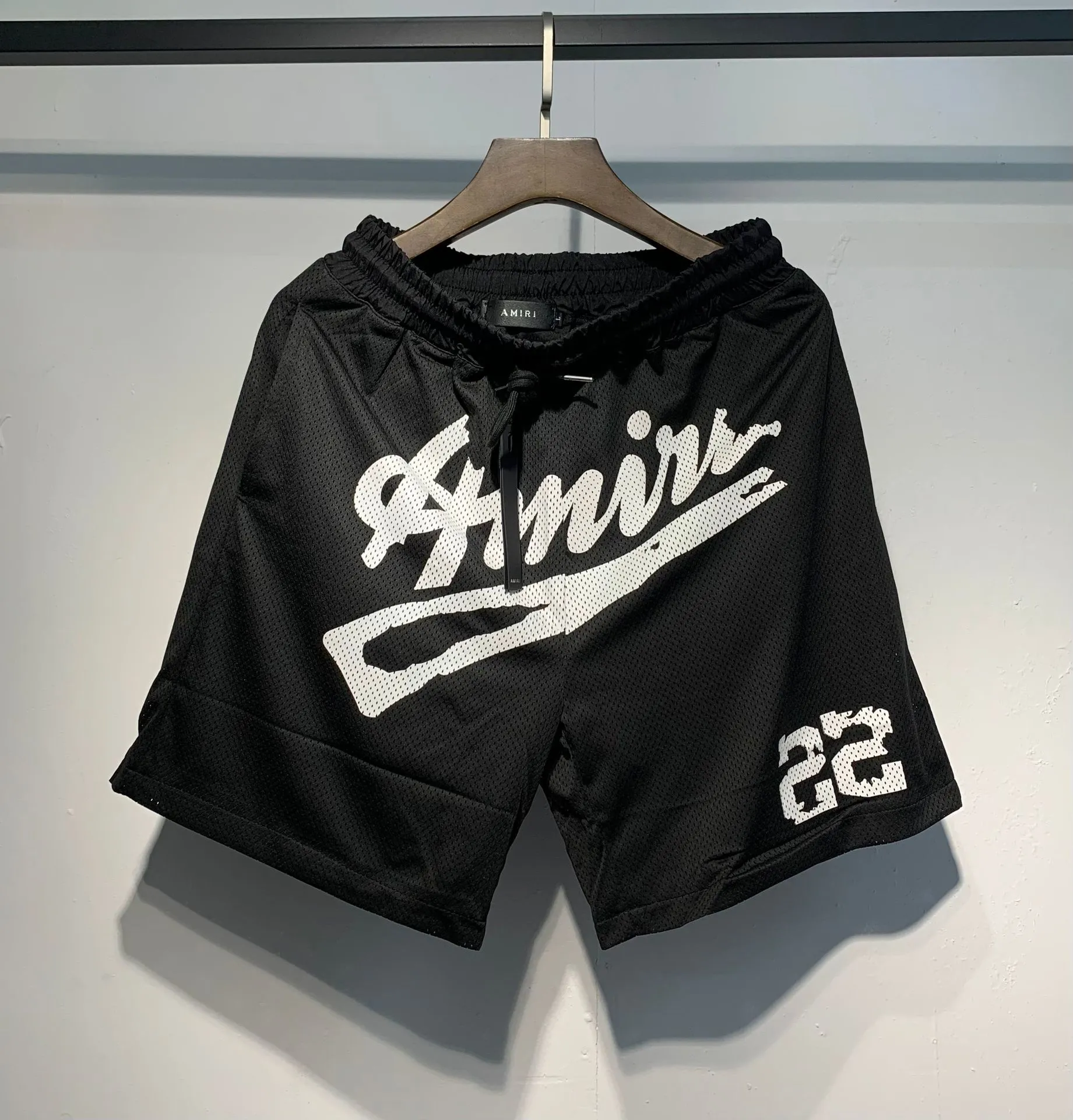 Amiri Graffiti Logo 22 Mesh Basketball Shorts