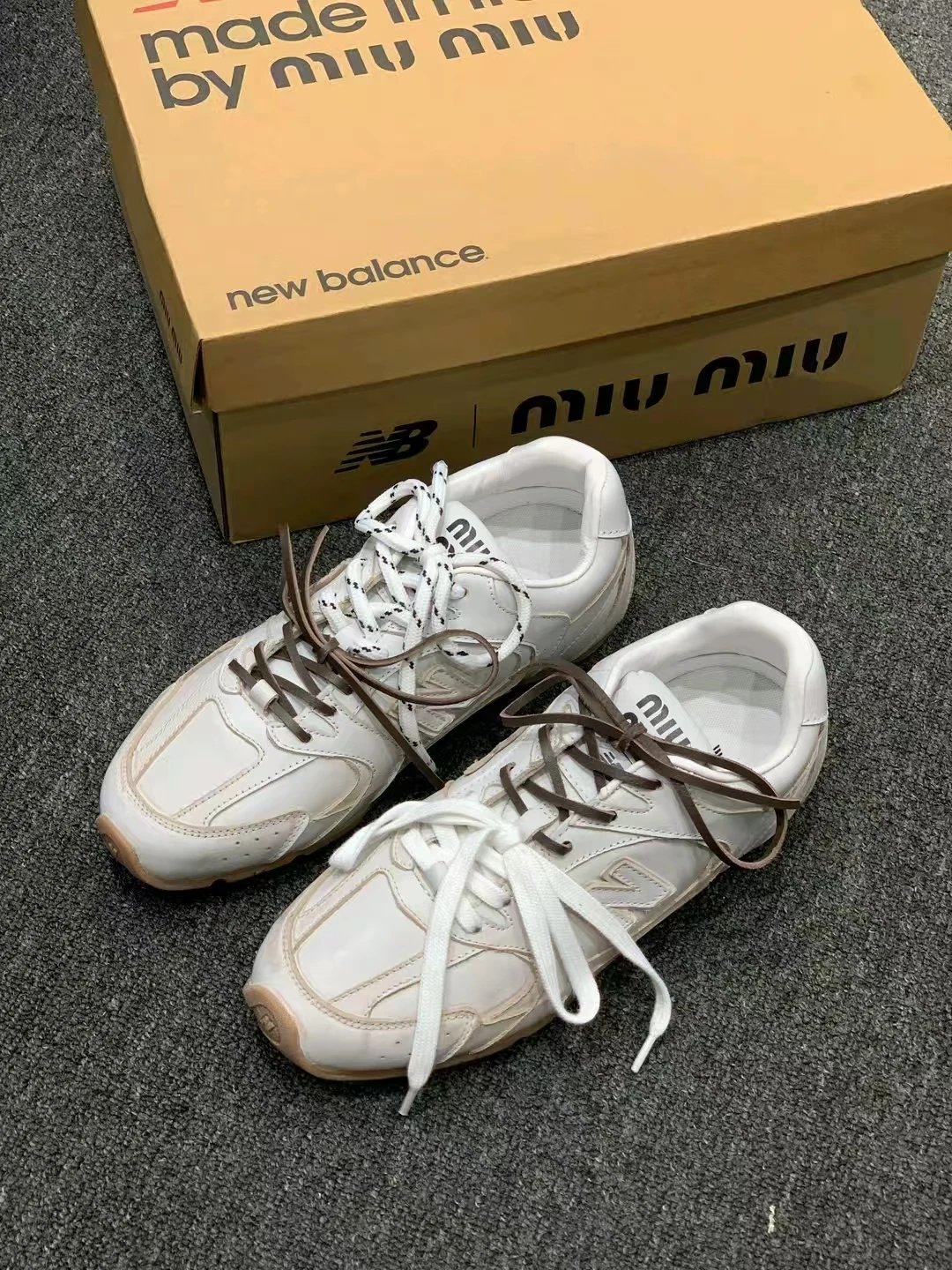 Miu Miu x New Balance 530 SL Sneakers product photo 2