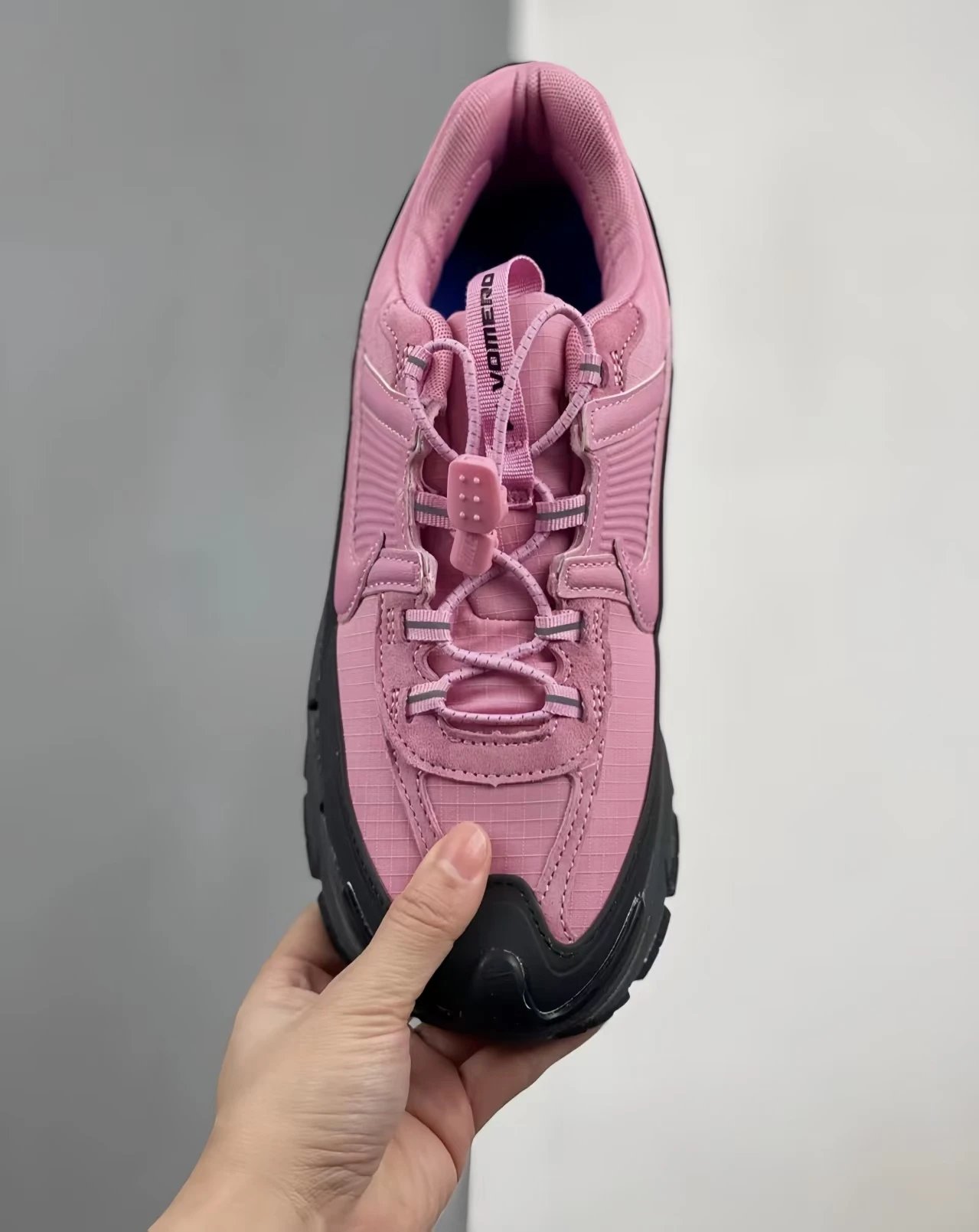Nike Zoom Vomero 5 Roam Pink Black Sneakers product photo 4