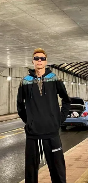 Marc Jacobs Feather Necklace Print Black Hoodie - 11