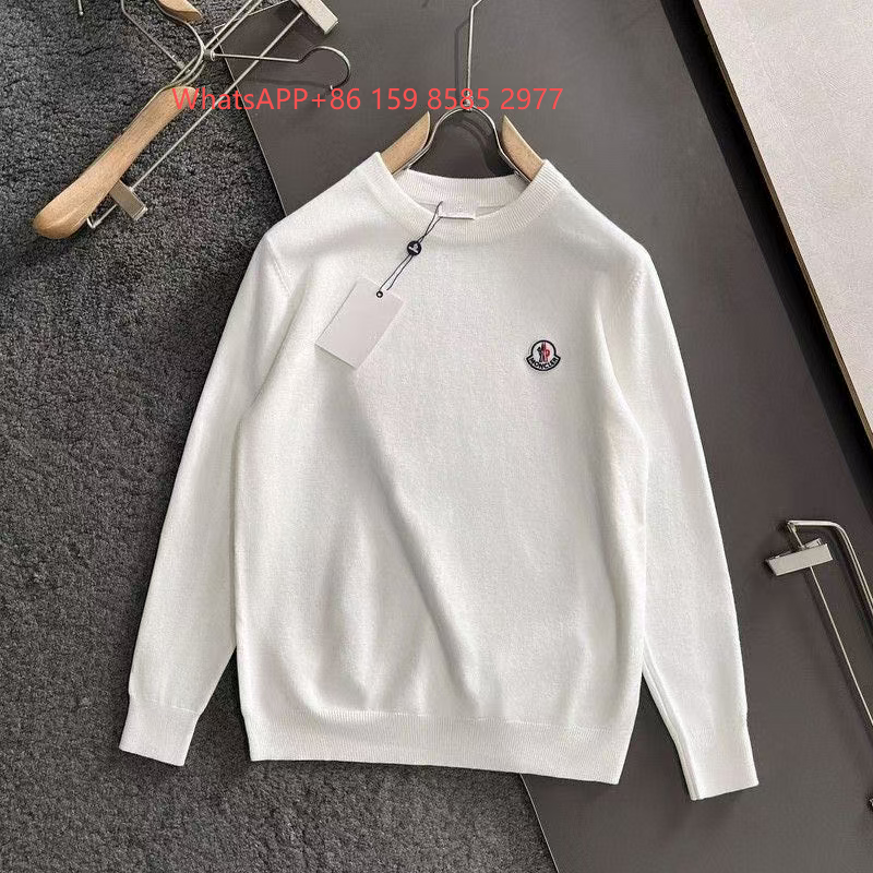 Moncler Knitwear Crewneck knit sweater with logo patch — M-01