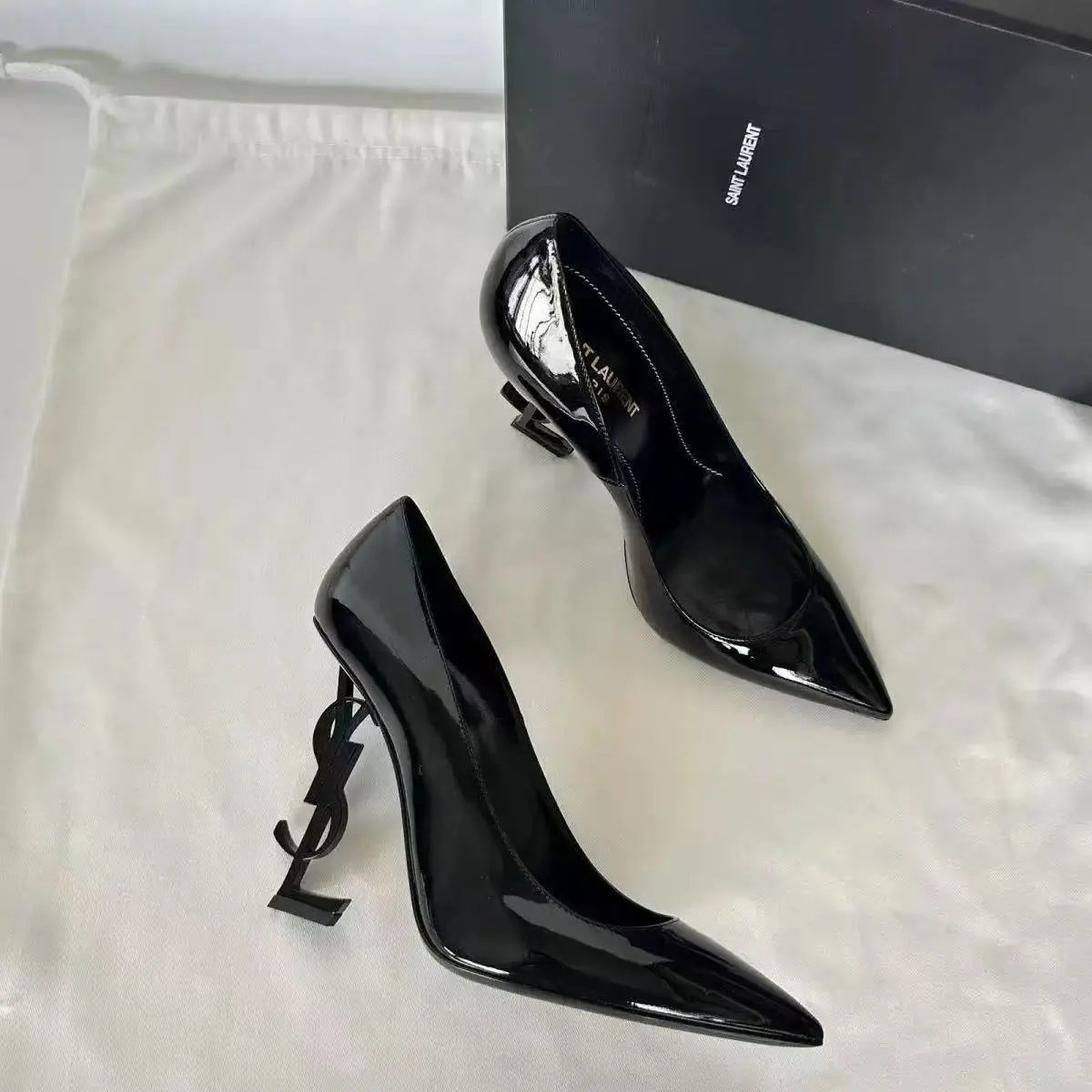 Saint Laurent YSL monogram heel footwear — Black single-heel 8CM