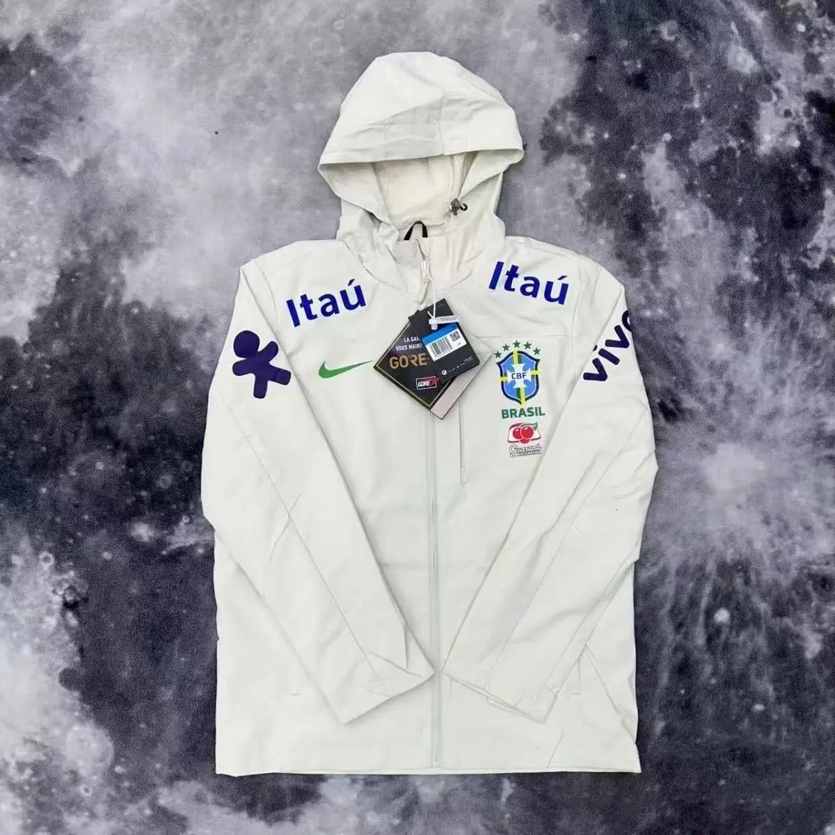 Brazil Windbreaker Lightweight White
