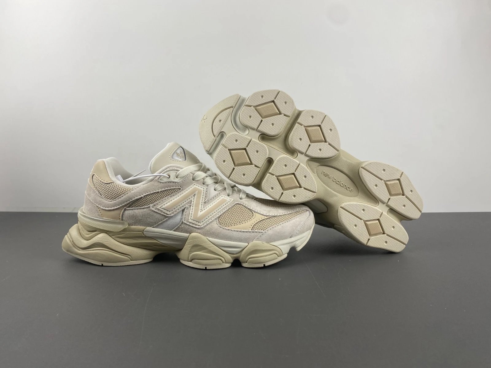 Breathable Height-Increasing Running Shoes photo 6