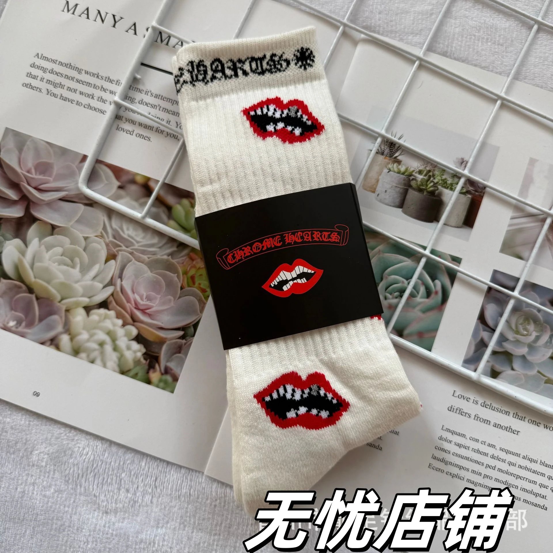Heart Doodle Towel Crew Socks photo 8