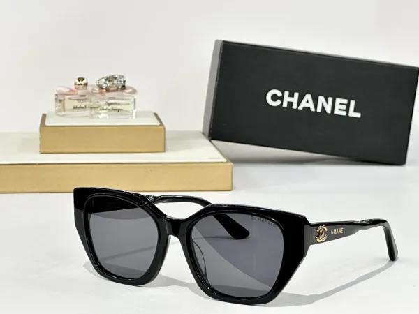 Chanel Cat-Eye Sunglasses Black Acetate with Gold CC Logo Sunglasses - 1