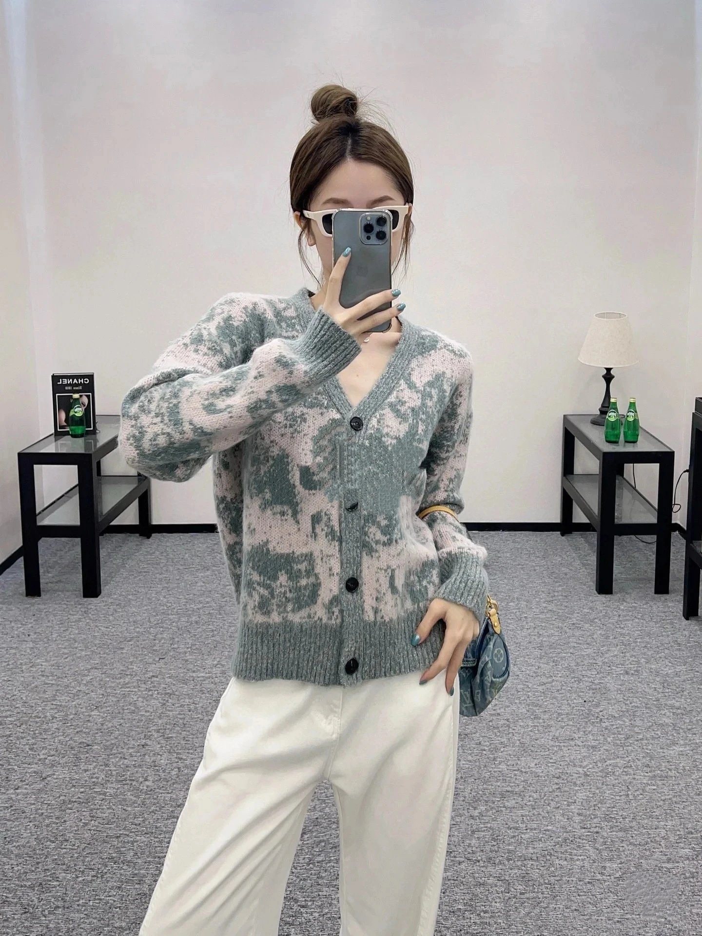 Ami Cun Nkon Marble Print V-Neck Cardigan Multicolor - 22