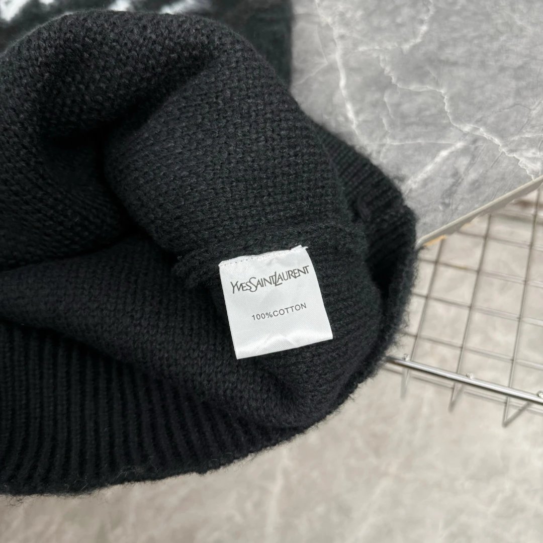 Mohair Knit Sweater photo 7