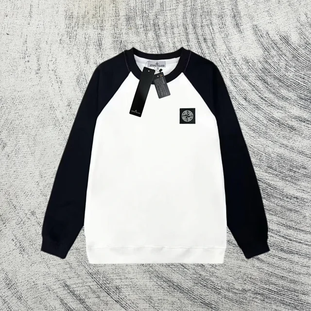 Stone Island Hoodies & Sweatshirts Raglan-sleeve crewneck sweatshirt with compass patch product detail image 2