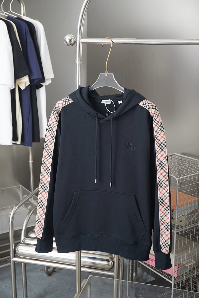 Burberry Hoodie: seller detail photo 5