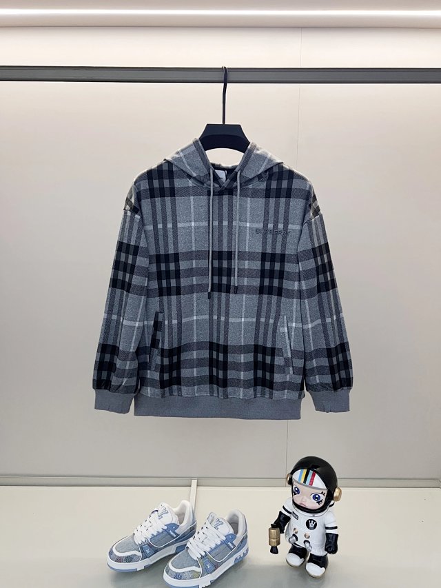 Burberry Hoodie: seller detail photo 5