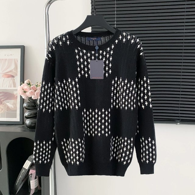 LV Louis Vuitton Sweater: seller detail photo 2