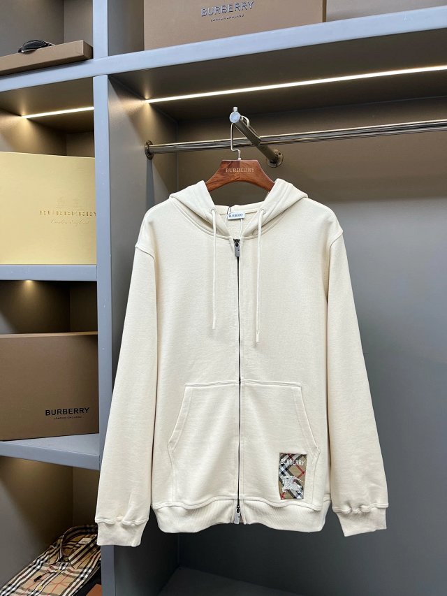 Burberry Hoodie: seller detail photo 4