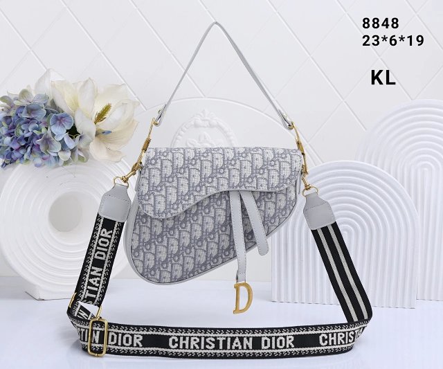 Dior Crossbody Bag: seller detail photo 8