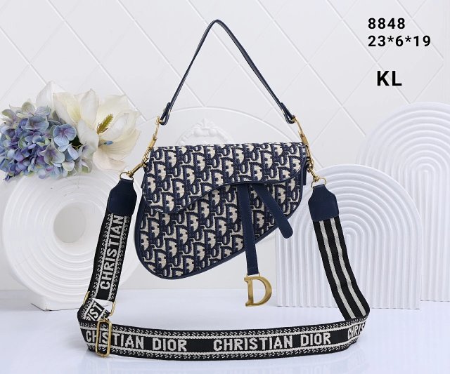 Dior Crossbody Bag: seller detail photo 1
