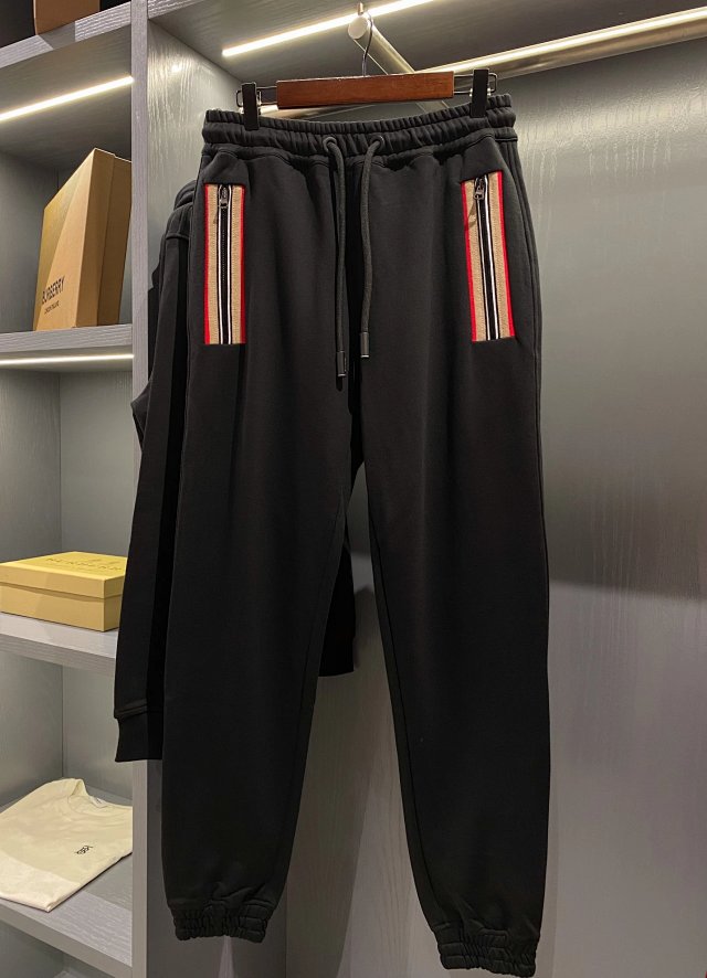 Burberry Set: seller detail photo 7