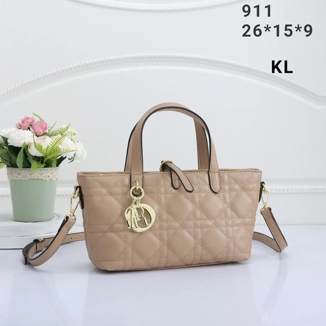 Dior Handbag: seller detail photo 8