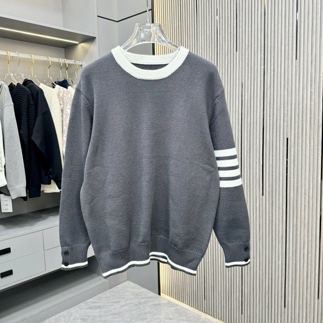 LV Louis Vuitton Sweater: seller detail photo 9