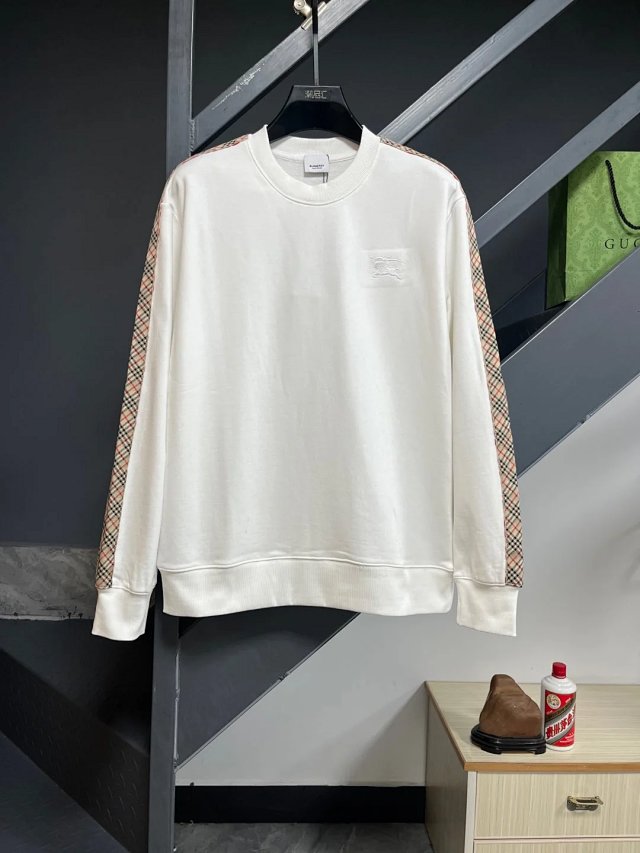 Burberry Hoodie: seller detail photo 2