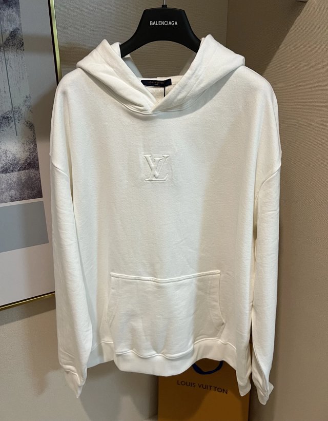 LV Louis Vuitton Hoodie: seller detail photo 4