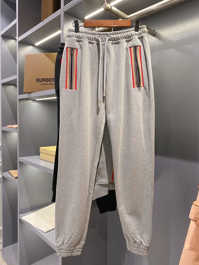 Burberry Set: seller detail photo 3