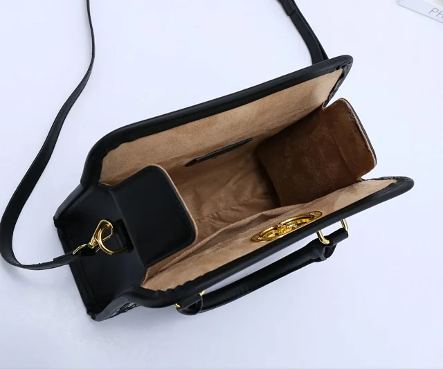 Dior Shoulder Bags Logo Jacquard Flap Bag with Detachable Strap product detail image 3