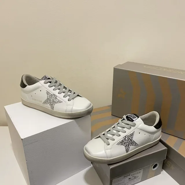 Golden Goose Sneakers Super-Star low-top star product detail image 5