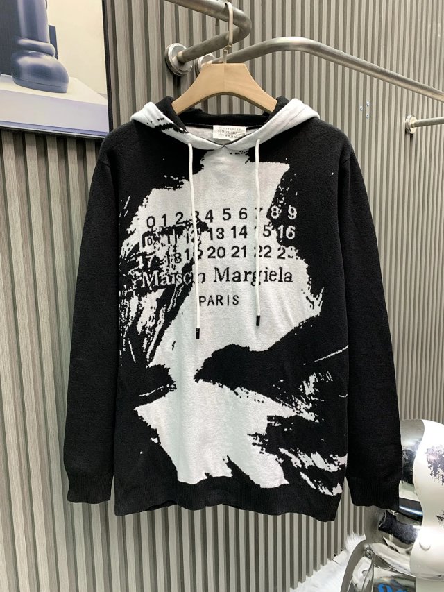 Maison Margiela Hoodie: seller detail photo 1