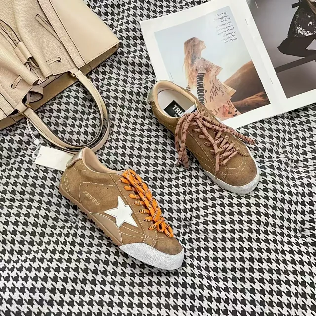 Golden Goose Sneakers Super-Star low-top star product detail image 8