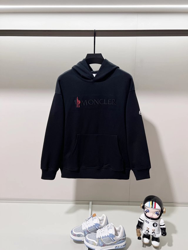 Moncler Hoodie: seller detail photo 4